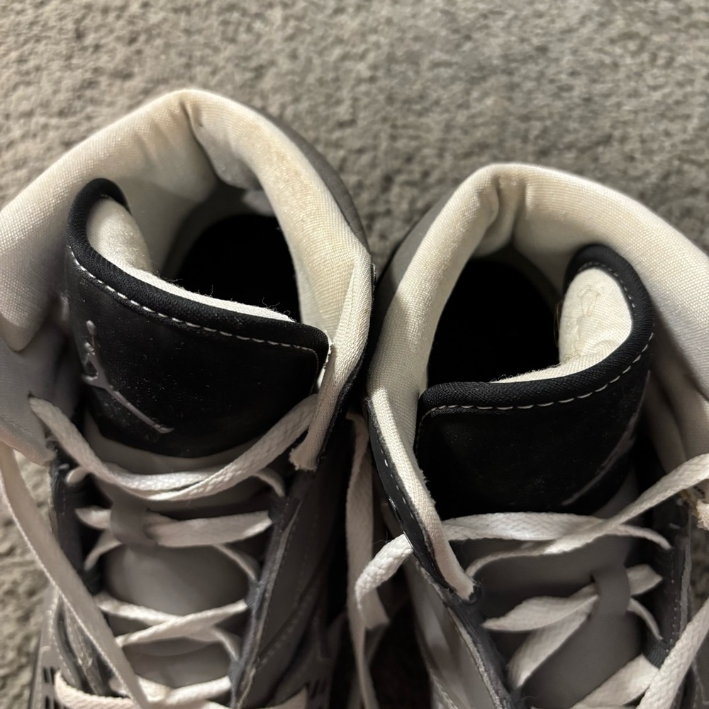 🏀SALE🏀Men’s 2013 black and gray Nike Air Jordan 1 Flight basketball Shoes - Picture 4 of 6
